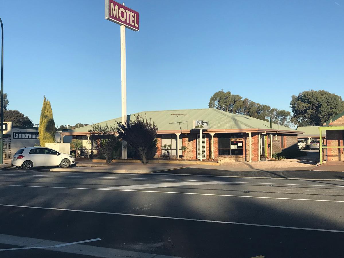 Lake Albert Motel Meningie Экстерьер фото