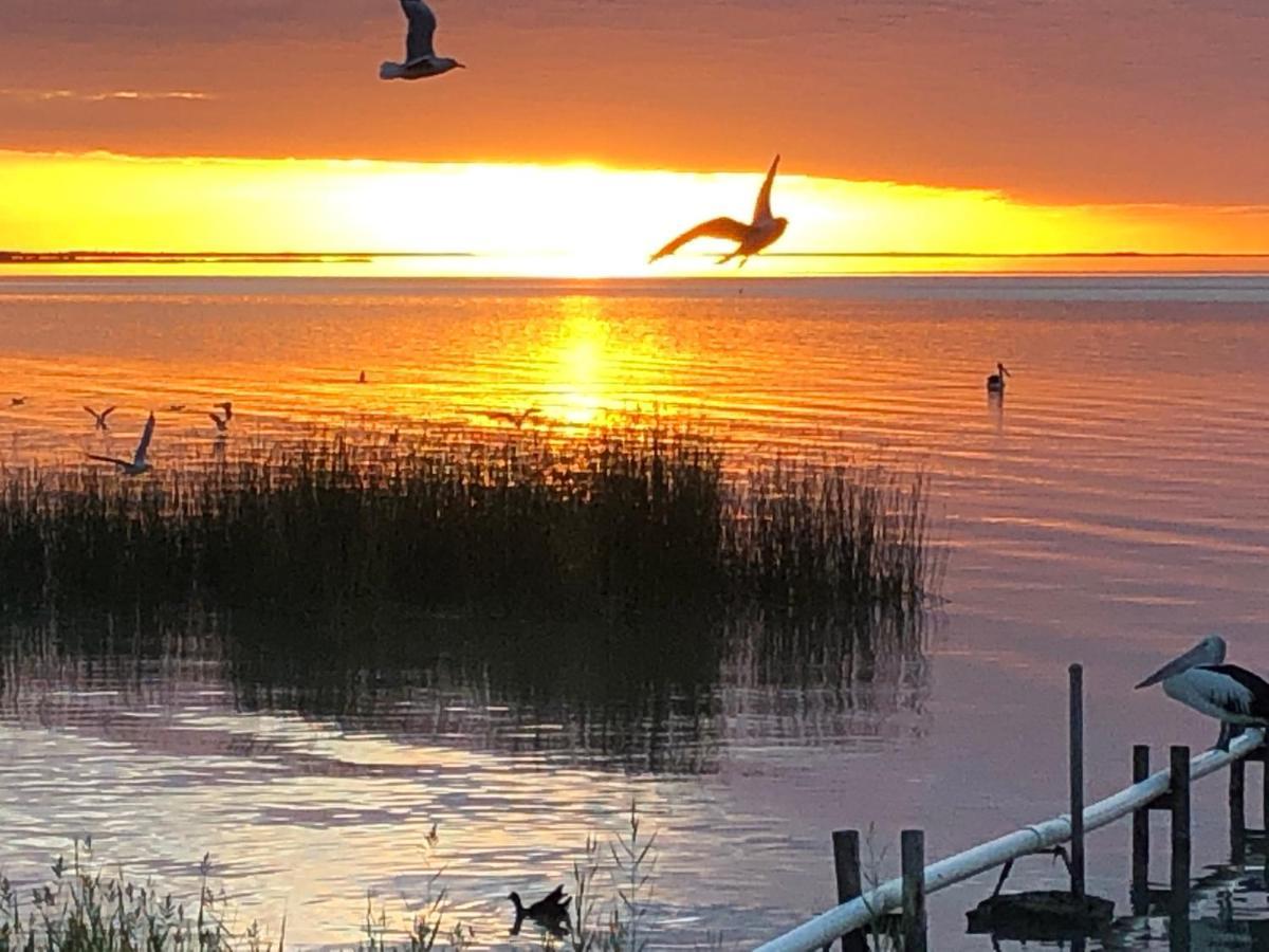 Lake Albert Motel Meningie Экстерьер фото